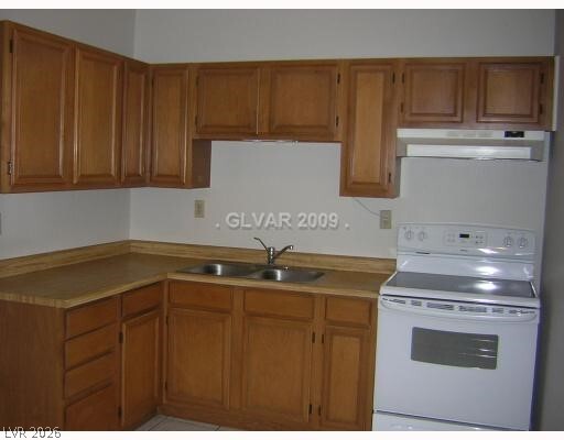 Building Photo - 211 Zinc St