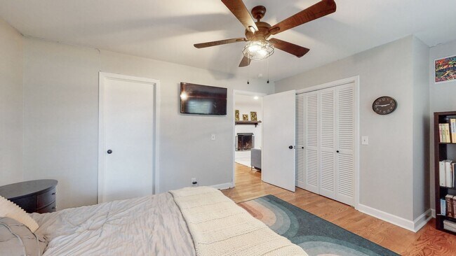 Building Photo - **RENOVATED COLONIAL ON OVER AN ACRE ZONED FOR WILLIAMSON COUNTY BRENTWOOD SCHOOLS**
