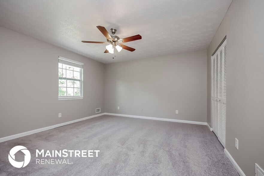 Building Photo - 5884 Dan Dr