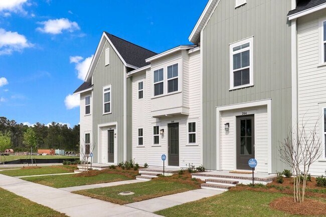 Building Photo - 266 Symphony Ave