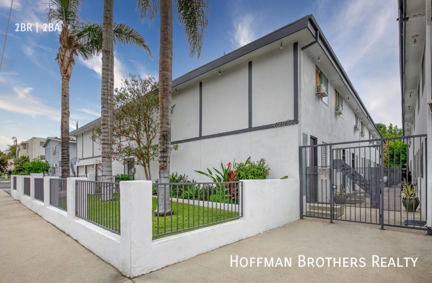 Building Photo - 6062 Fulton Ave