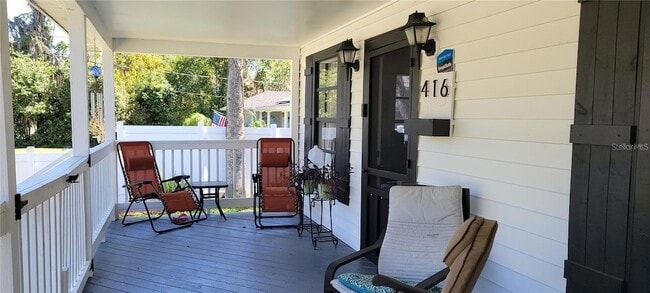 Building Photo - 416 W Howry Ave