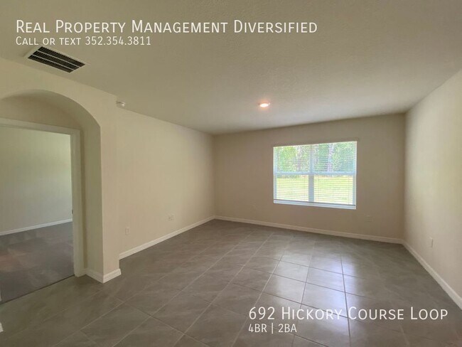 Building Photo - 692 Hickory Course Loop