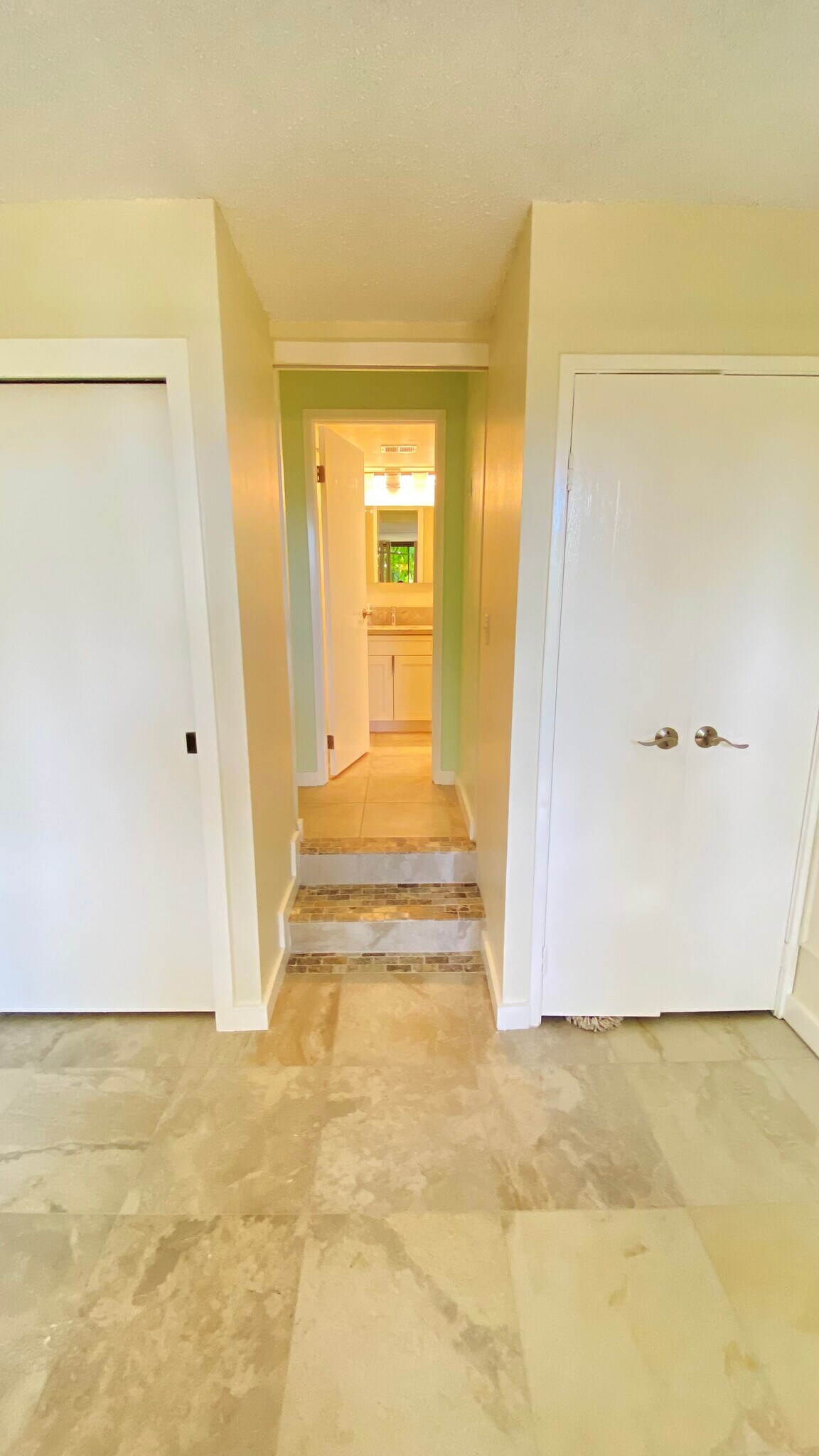 Second bedroom bathroom - 501 Hahaione St