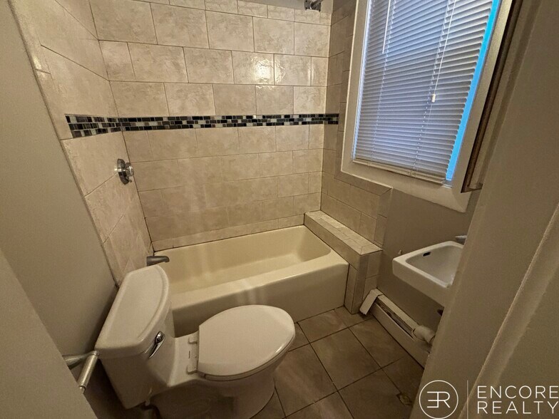 Building Photo - 26 JFK St