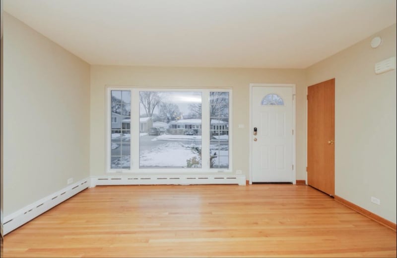 Building Photo - 129 E Central Ave