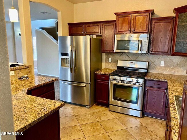 Building Photo - 12331 Sombra Grande Dr