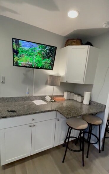 Building Photo - 4511 NE 13th Ave