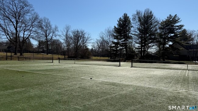 Building Photo - 14b Algonquin Ln