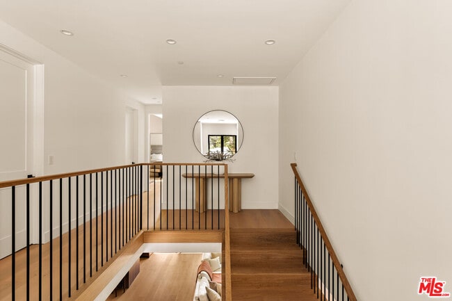 Building Photo - 4256 Camellia Ave