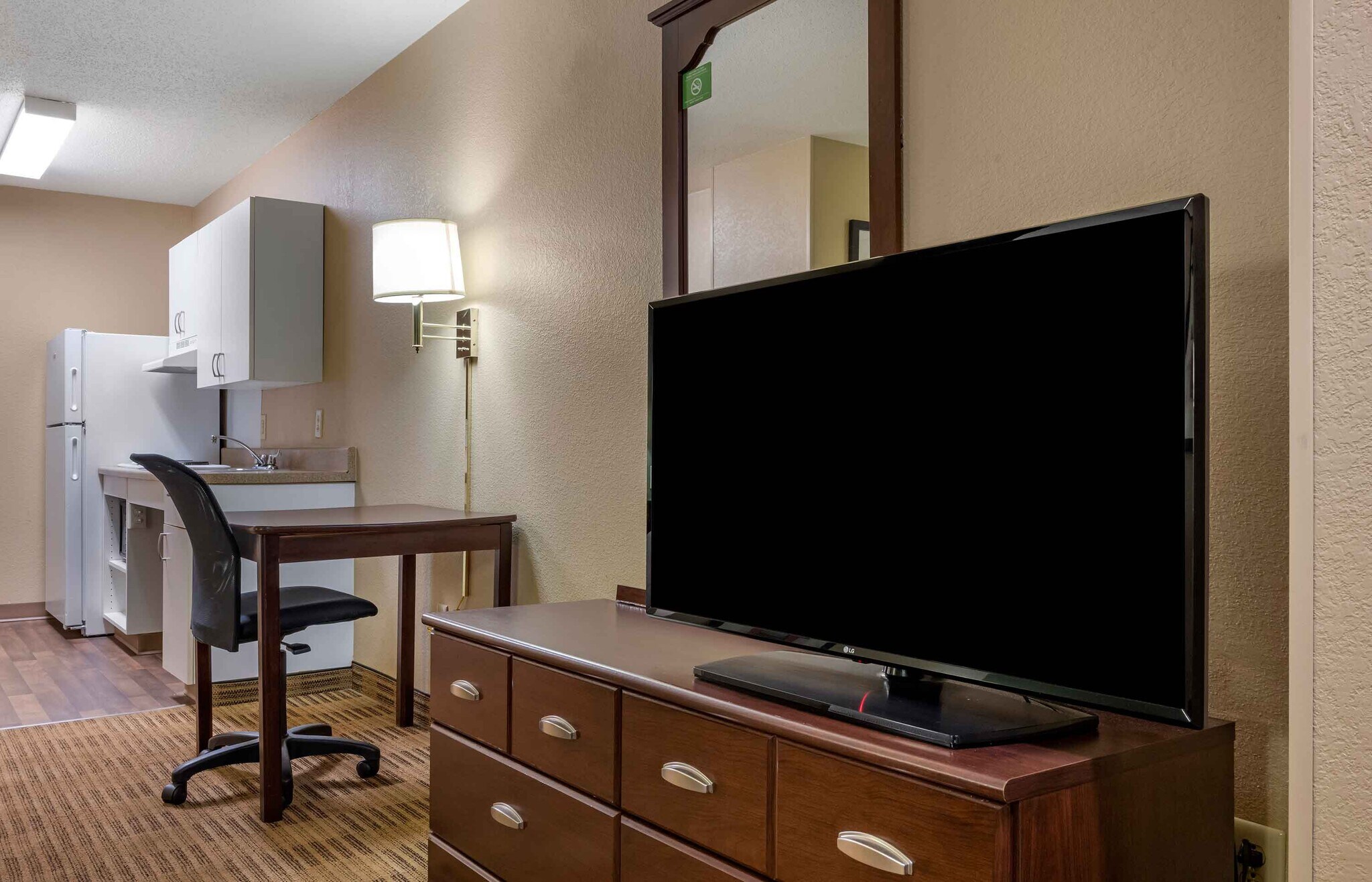 Building Photo - Furnished Studio-Pittsburgh - West Mifflin