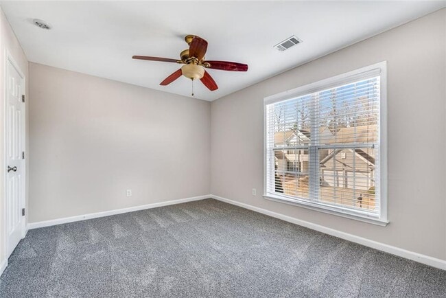 Building Photo - 268 Balaban Cir