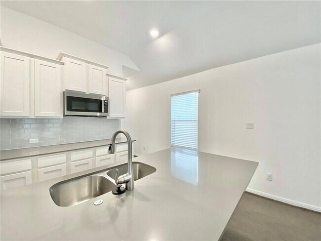 Building Photo - 1616 Cobblecrest Ln