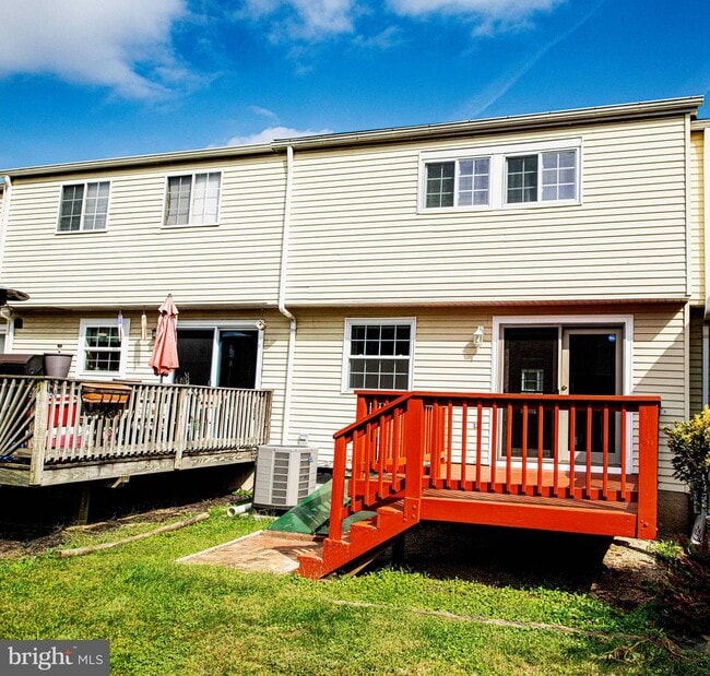 Building Photo - 224 Drexel Dr