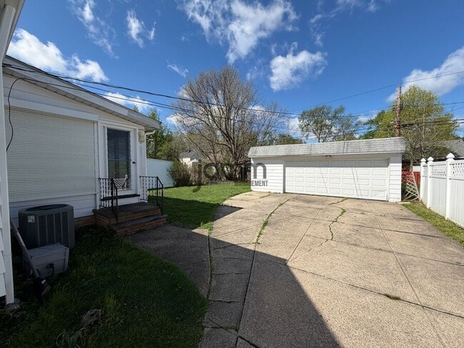 Building Photo - 4566 W 226th St