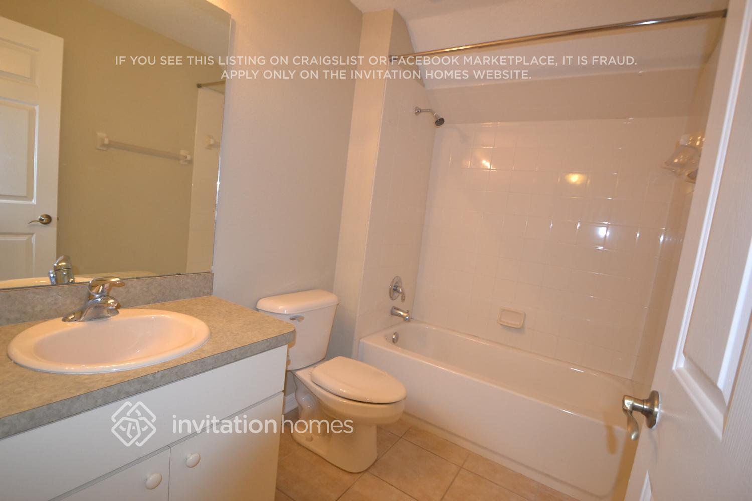 Building Photo - 6409 Bridgecrest Dr