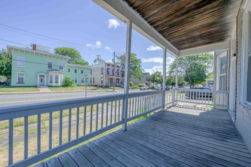 Building Photo - 50 E 4th St