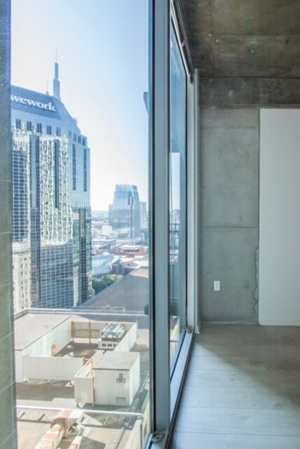 Building Photo - 415 Church St