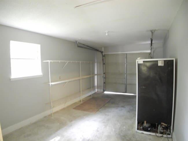 Building Photo - 26 Beaver Run Dr