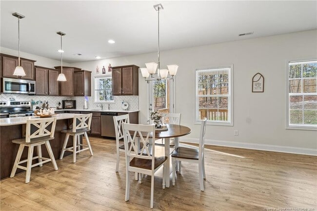 Building Photo - 216 Bunting Dr