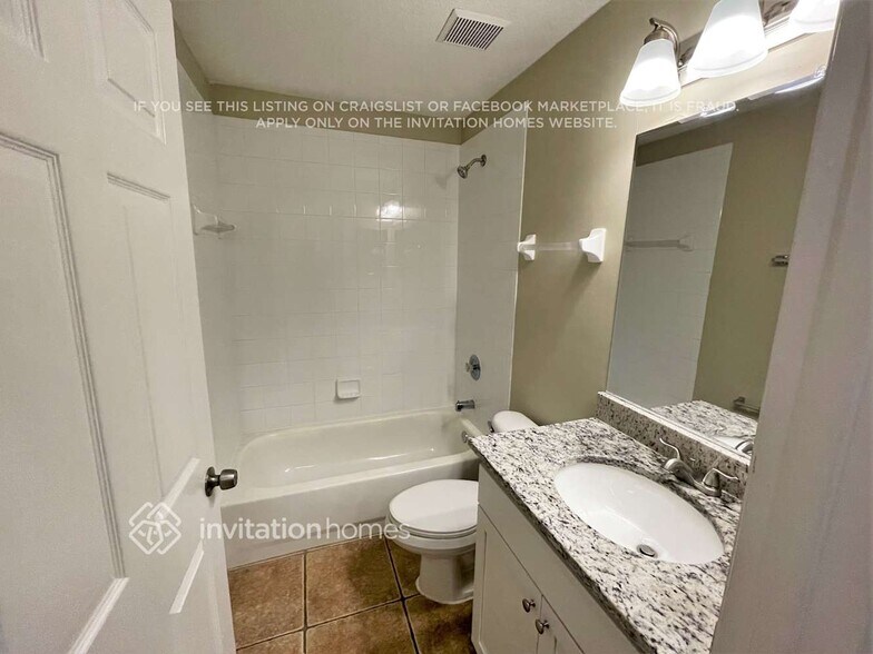 Building Photo - 6234 White Clover Cir