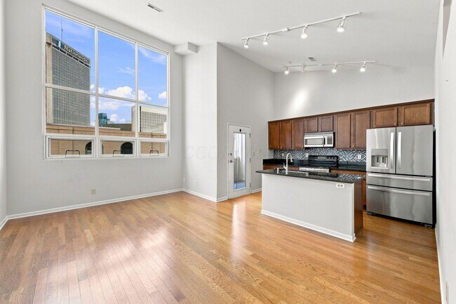 Building Photo - 160 N Wall St