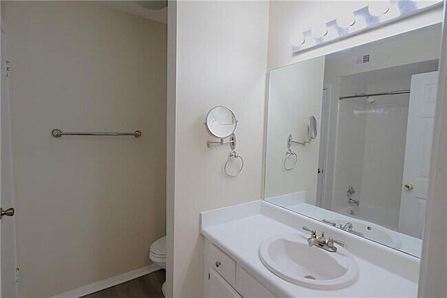 Building Photo - 83 Fair Haven Way