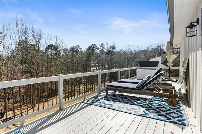 Building Photo - 4035 Lacey Dr