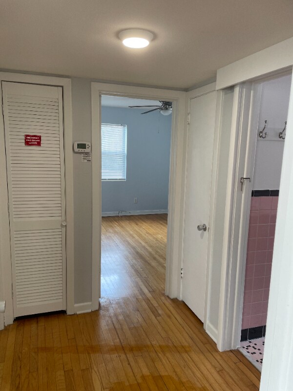Building Photo - 301 Oleander St