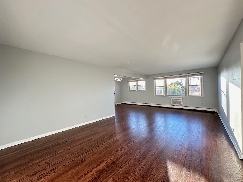 Building Photo - 8644 Skokie Blvd