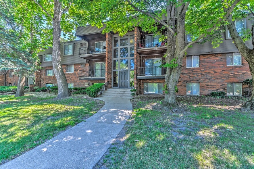 Exterior of Community - Park West