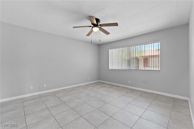 Building Photo - 2896 Klinger Cir