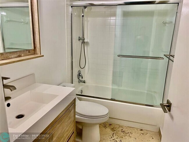 Building Photo - 5357 Buckhead Cir