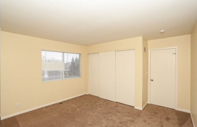 Building Photo - 1225 Sebring Cir