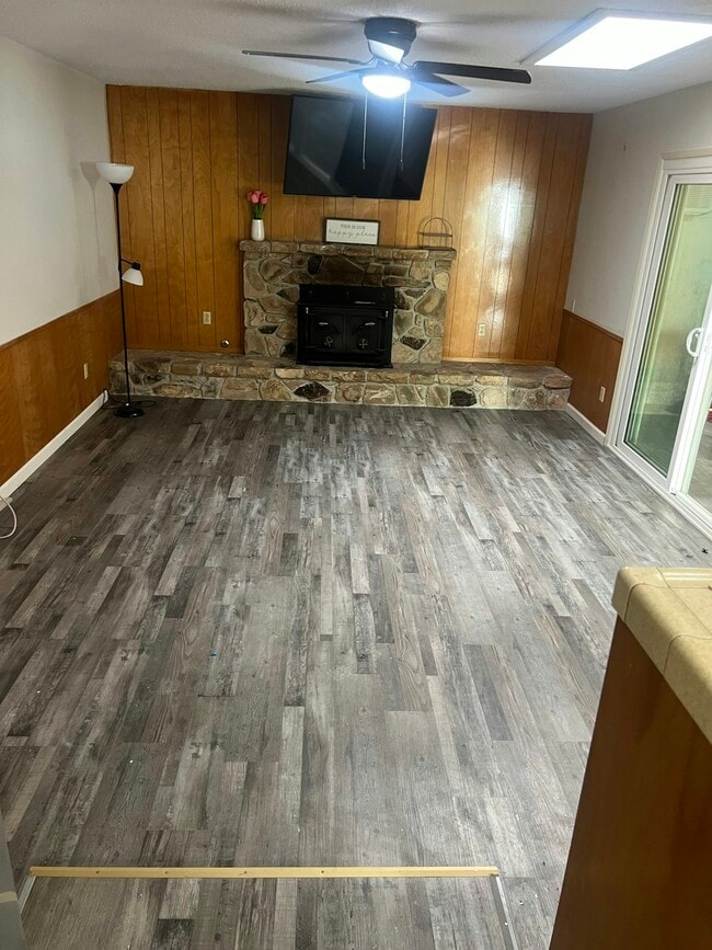 Building Photo - 4040 Marlow Ct