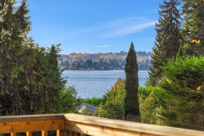 Building Photo - 4148 Boulevard Pl