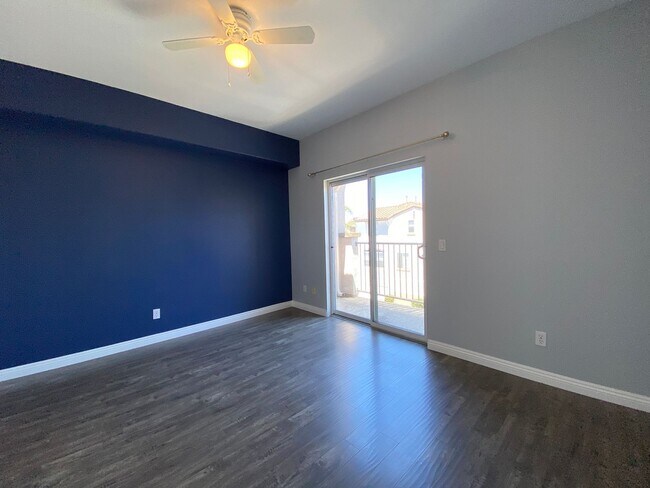 Building Photo - Beautiful Townhome in the Cascada Communit...