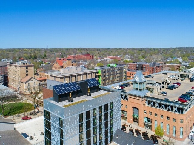 Building Photo - $1,099 | Studio Apartment - Fully Furnishe...