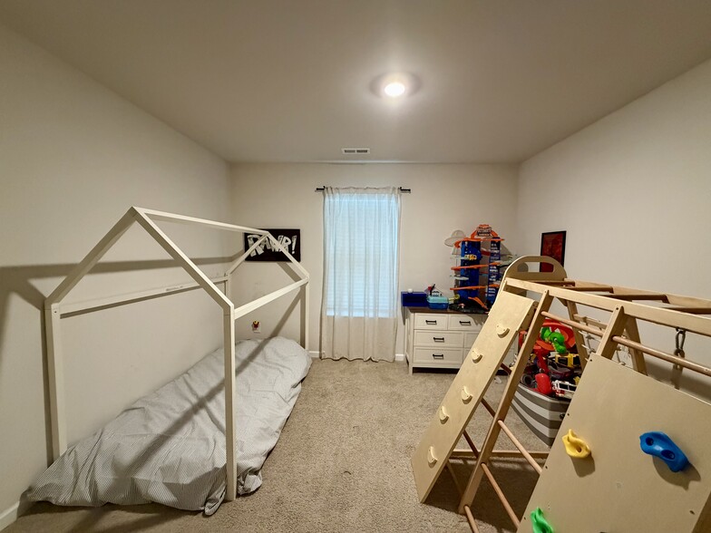 Building Photo - 4107 Ocracoke Ct