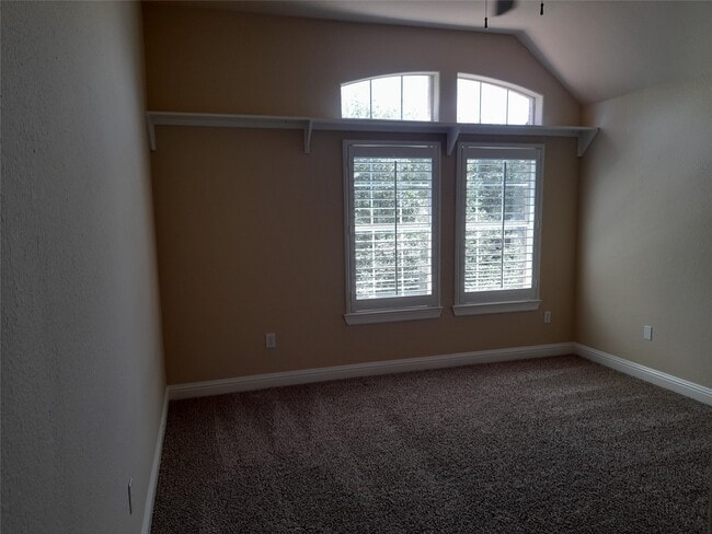 Building Photo - 1722 Parklake Village Dr