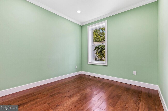 Building Photo - 36 U St NW