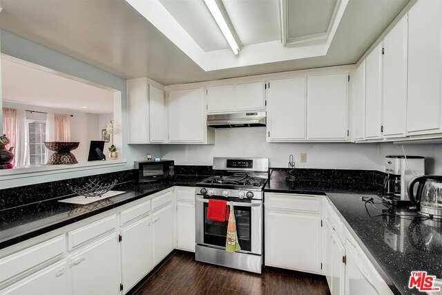 Building Photo - 4843 W 118th St