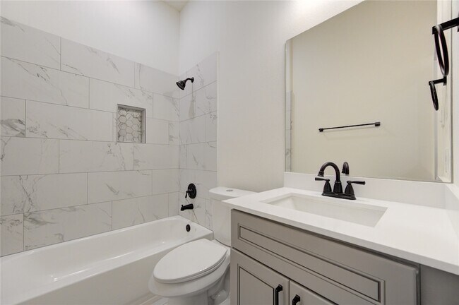 Building Photo - 4336 Avron Dr