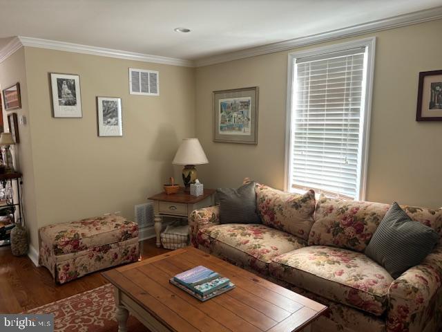 Building Photo - 177 Mary St