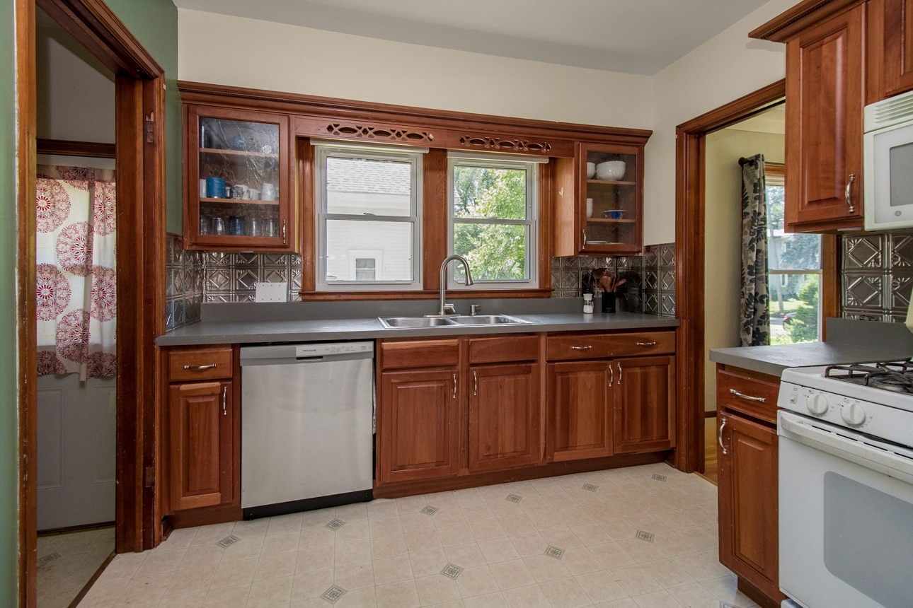 Building Photo - 412 Bircher Ave