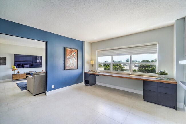 Building Photo - 2500 E Las Olas Blvd