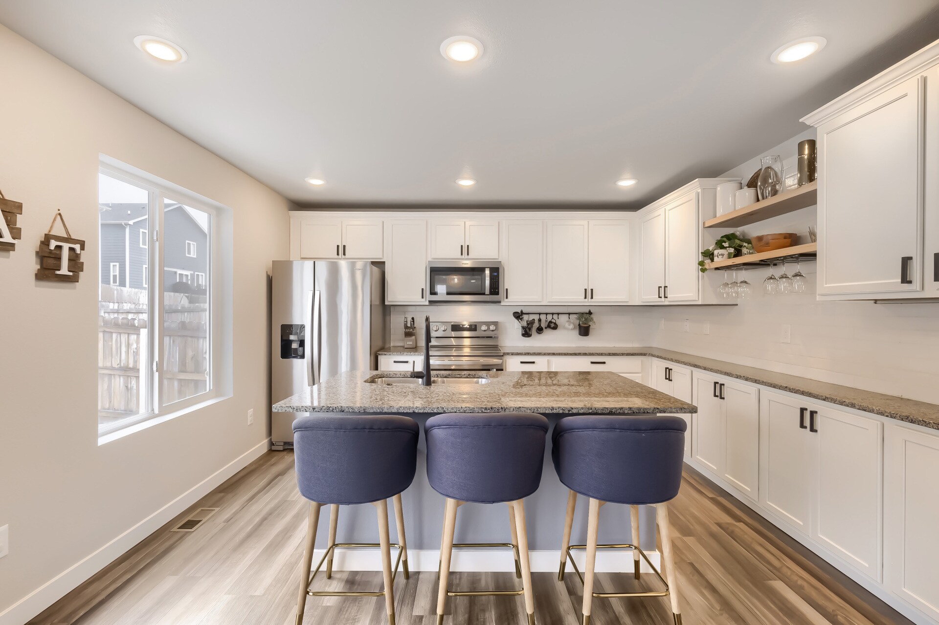 Building Photo - 10717 Luneth Dr