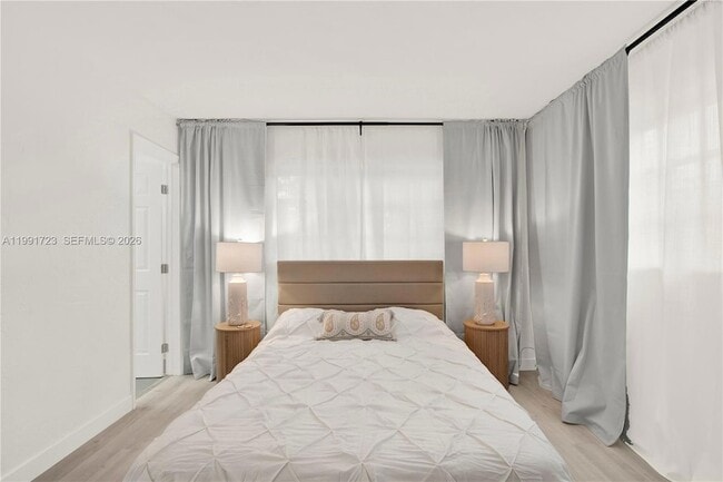 Building Photo - 51 NE 56th Ct