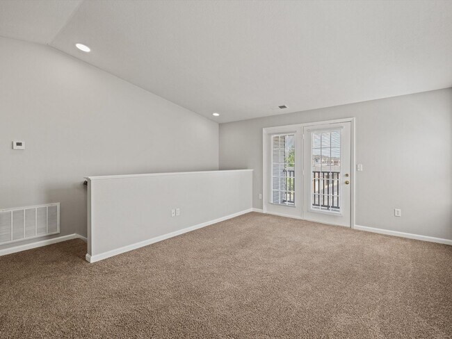 Building Photo - Comfortable 1 Bedroom 1 Bath*********Castle Schools**********Walking Trails