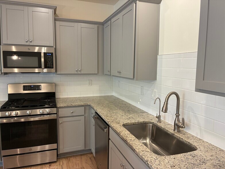 Building Photo - 275 Harpers Run Ln